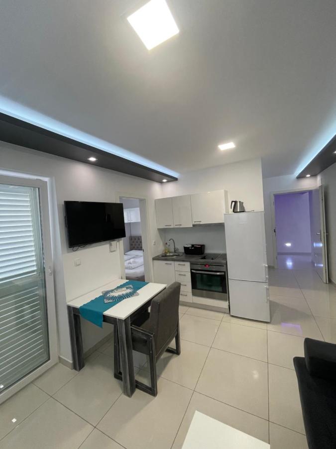Villa San Antonio-Exclusive Apartments Baška Exteriör bild